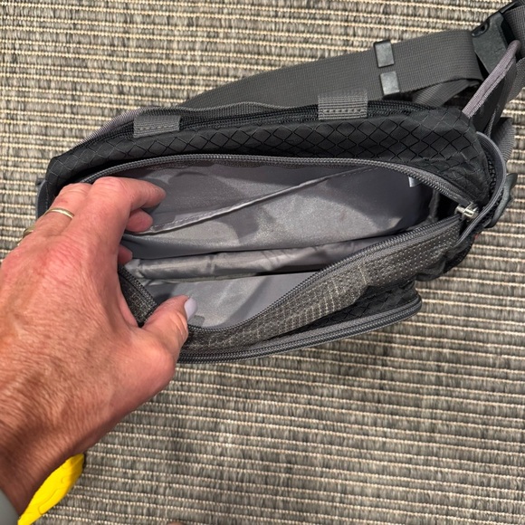 90s T & C Tanker Multipocket Waist Bag - Picture 3 of 5